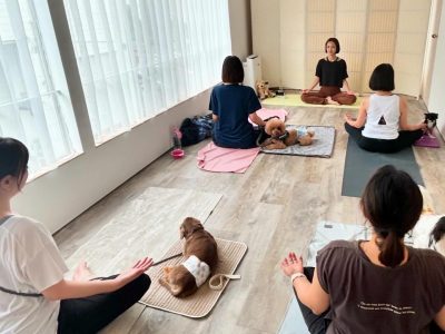 犬好きカフェとドッグヨガ　リバライブイベント報告